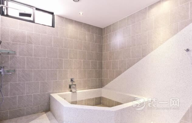 北京平房改造 不用昂贵材料也能有完美家用浴池